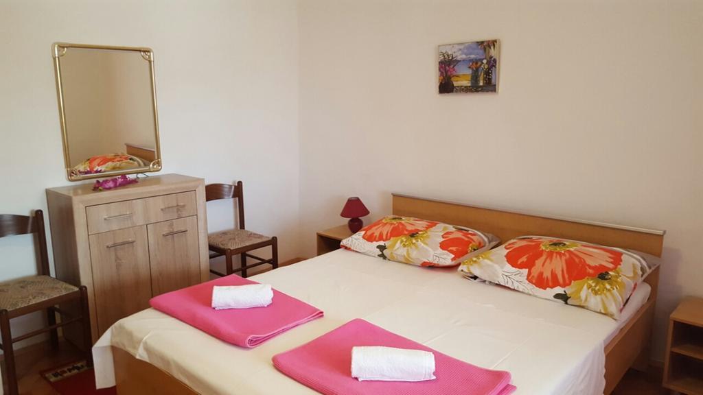 Guesthouse Jenny (Adults Only) Novalja Luaran gambar
